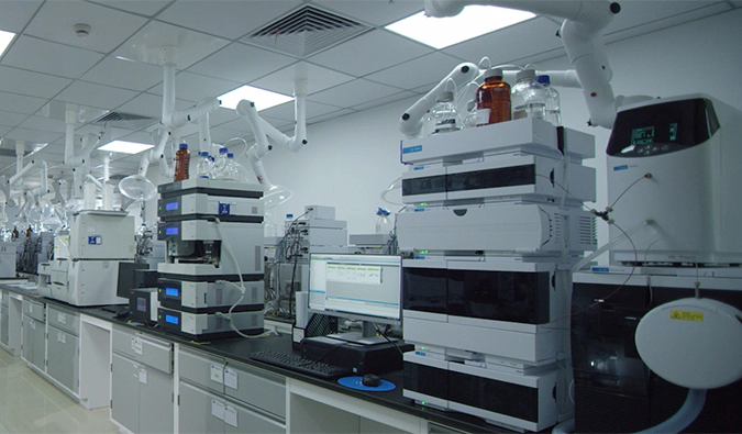 案例研究：合成路线、固态研究与杂质控制（小分子原料药工艺优化）