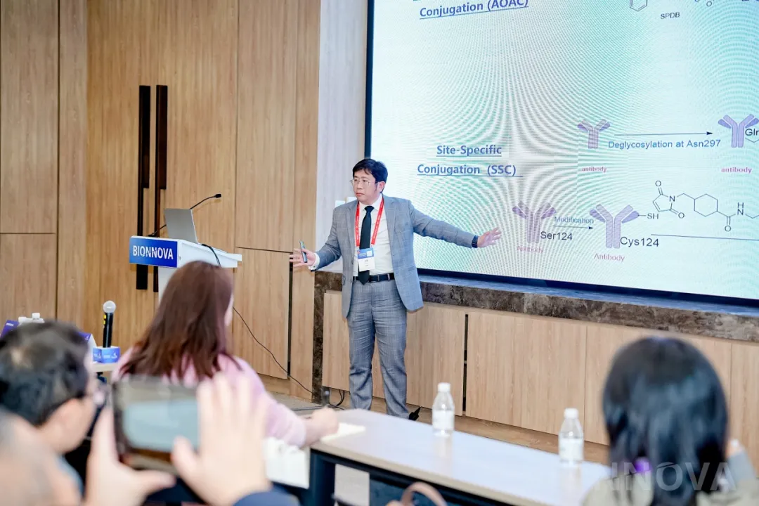 AOC偶联化学策略 实现精准修饰的核心路径.webp